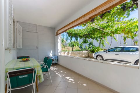 Apartment Niko - Unit 179247-16