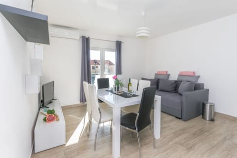Apartments Lorenzo - Unit 151571-15