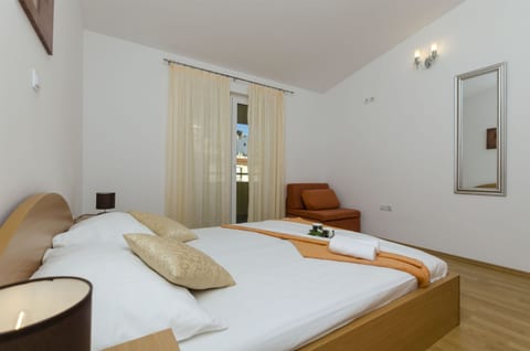 Apartments Srecko - Unit 151619-15