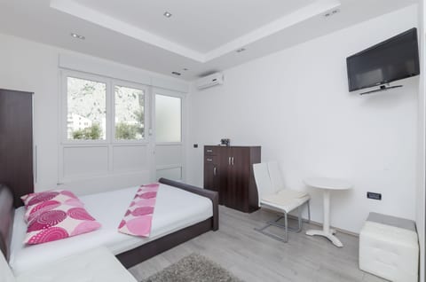 Apartment Antonela - Unit 151668-15