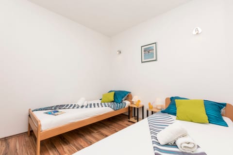 House Lisica - Unit 128344-5