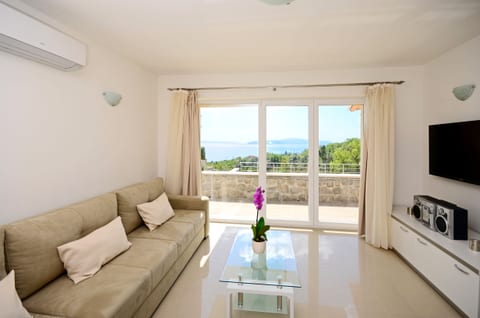 Villa Silvija - Unit 128384-5