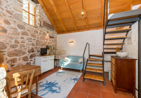 House Cottage - Unit 128511-5