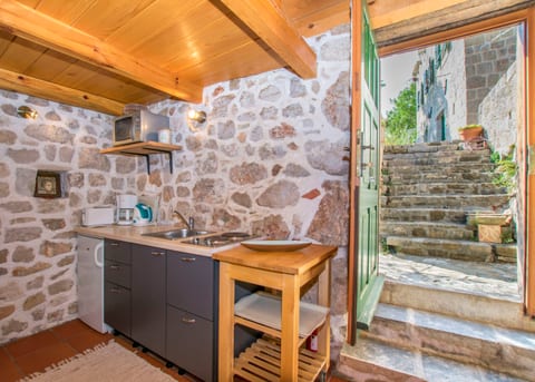 House Cottage - Unit 128511-5