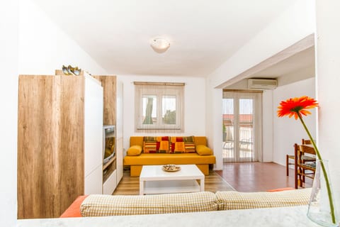 Apartments Bregovec Maslenica - Unit 128524-5