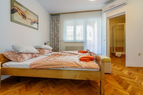 Apartments Villa 7 - Unit 128608-5