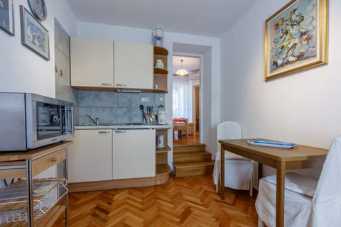 Apartments Villa 7 - Unit 128608-5