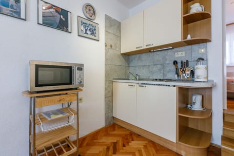 Apartments Villa 7 - Unit 128608-5