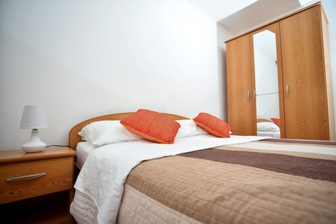 Apartment Isic - A1