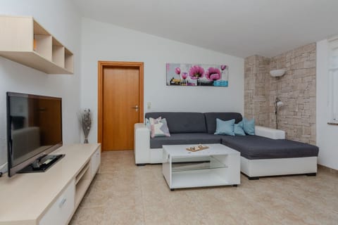 Apartments Tukara - Unit 128879-5