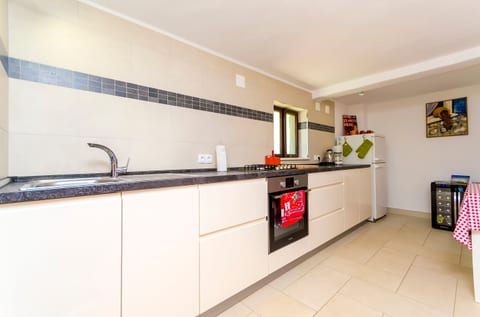 House Stella - Unit 128955-5