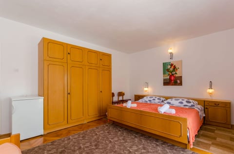 Rooms Ante - Unit 129063-5