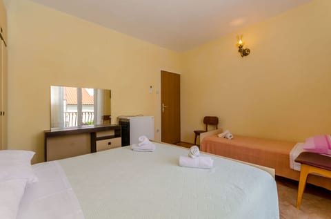 Rooms Ante - Unit 129065-5