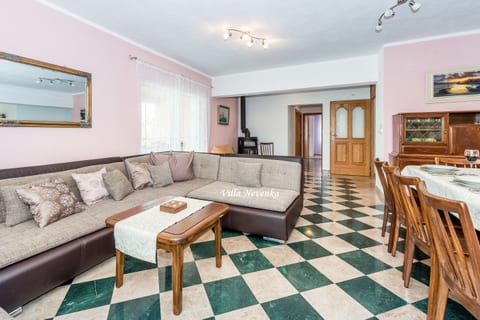 Apartments Babić - Unit 129084-5