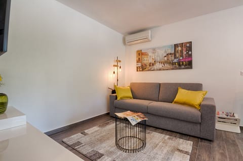 Apartments Basic Vesna - Unit 129429-5