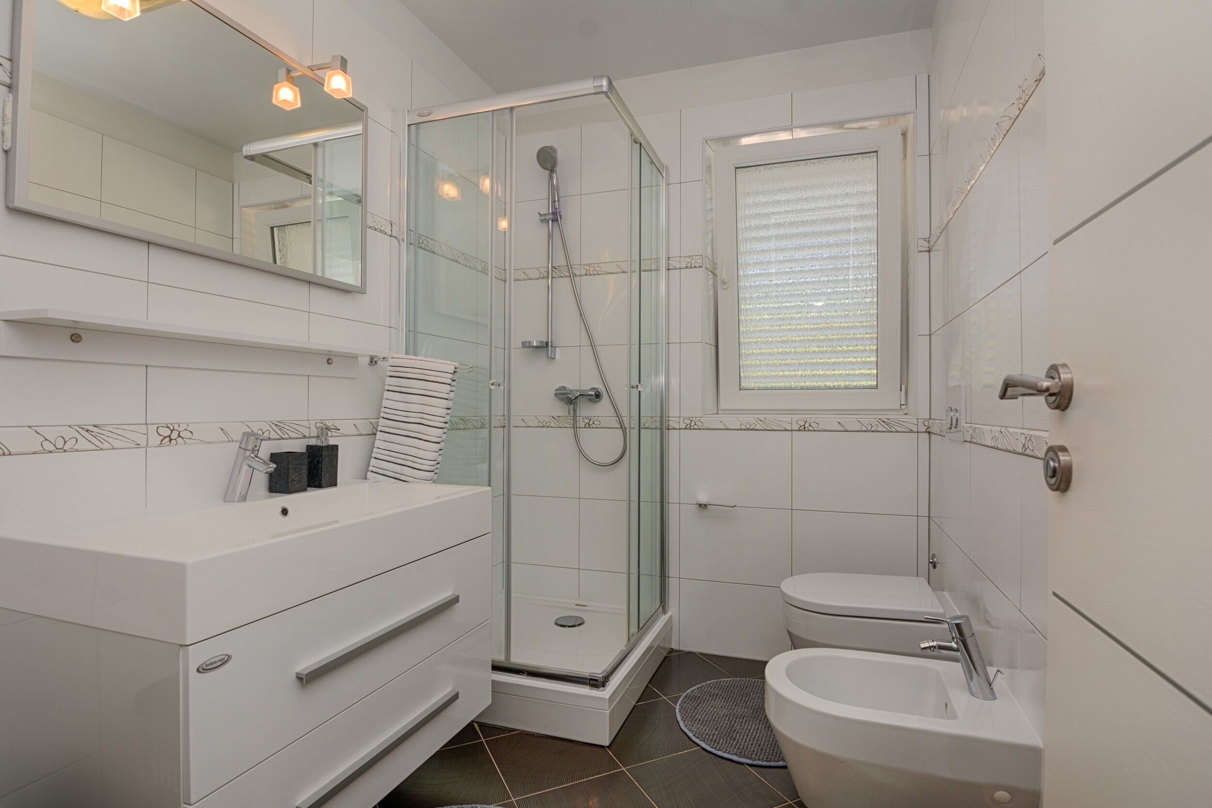 Apartments Basic Vesna - Unit 129429-5