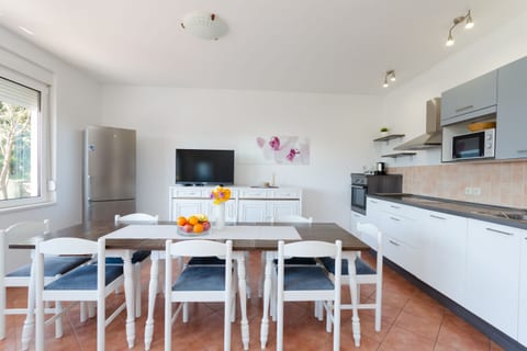Apartment Branka - Unit 129433-5