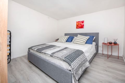 Apartments Ercegović - Unit 129625-5