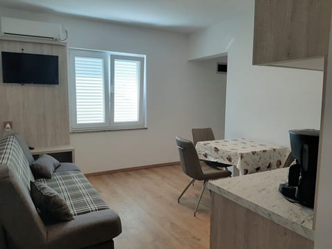 Apartments EDO - Unit 129702-5