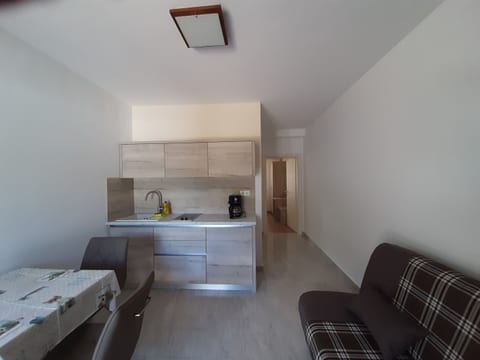 Apartments EDO - Unit 129700-5