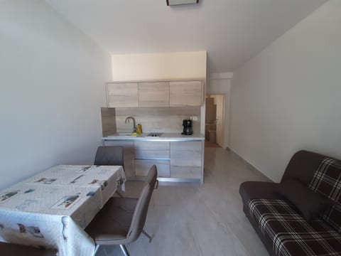Apartments EDO - Unit 129700-5