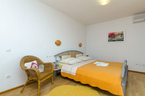 Apartments and Rooms LEA - Unit 129938-5