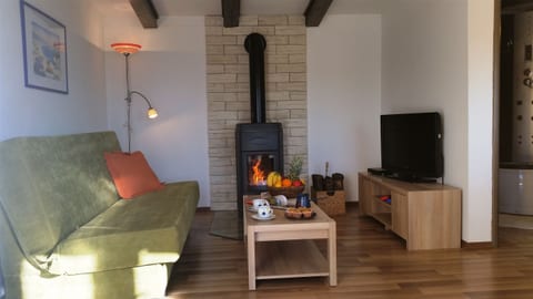 House Ivor - Unit 129815-5