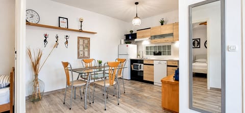 Apartment Mezaroca - Unit 129876-5