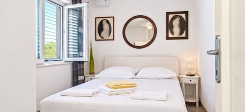 Apartment Mezaroca - Unit 129876-5