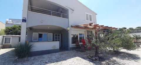 Apartment Mezaroca - Unit 150711-15
