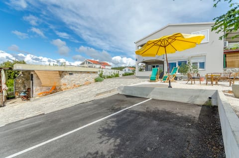 Apartment Mezaroca - Unit 150711-15