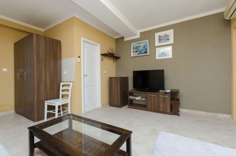 House Mia - Unit 152459-5