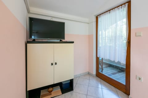 Apartment Nada - Unit 129925-5