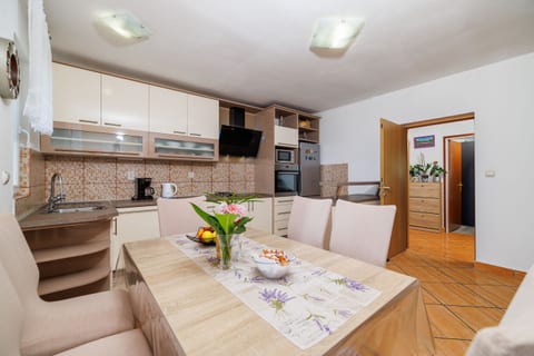 Apartments Albina - Unit 130154-5