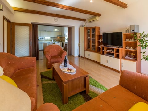 Apartments Ljiljana - Unit 130210-5