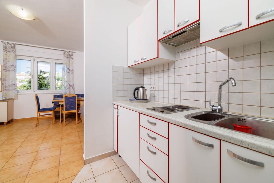 Apartment Regan - Unit 130243-5