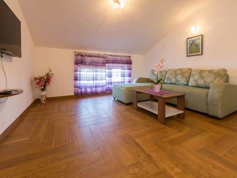 Apartments Sobol - Unit 152420-5