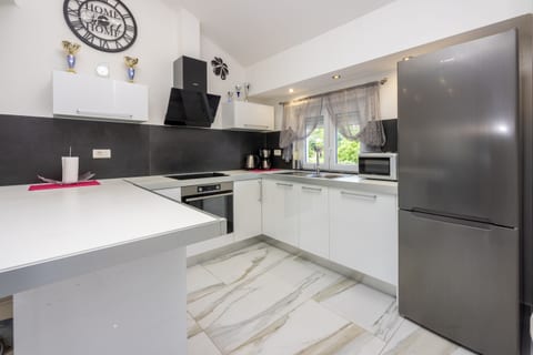 Apartments Lucija - Unit 152458-5