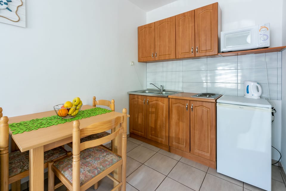 Apartments Ratko - Unit 151309-15 - Croatia