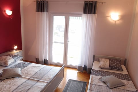 Apartments Mira - Unit 152891-5
