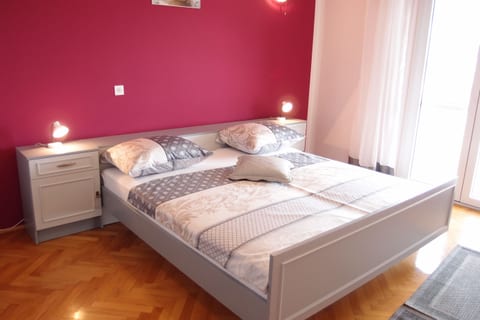 Apartments Mira - Unit 152891-5