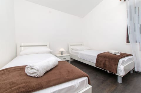 Apartments Vedran - Unit 152916-5