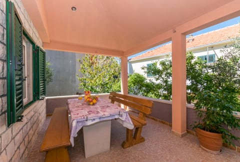 House Santa Barbara - Unit 154324-5