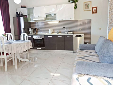 Apartment Iryna - Unit 154343-5