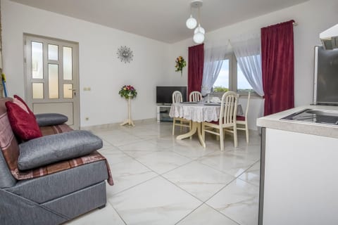 Apartment Iryna - Unit 154343-5