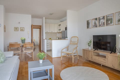 Apartment Paula - Unit 154464-5