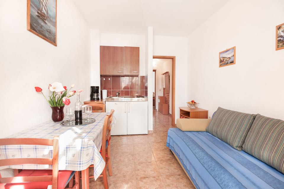 Apartments Mala Dalmacija - Unit 211183-16 - Croatia