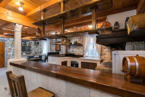 House Hidden Treasure - Unit 154707-5