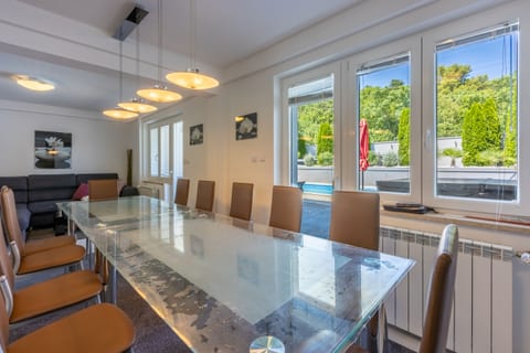 House Moderna 2 - Unit 154791-5