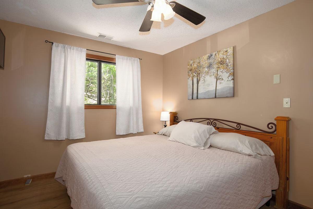 Upstairs king bedroom.